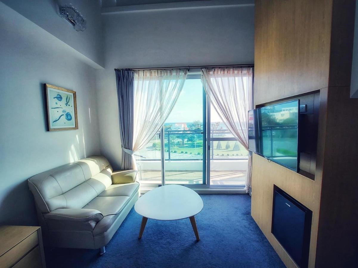 Hotel 墾丁椰林 海灘文旅 à Cape Eluanbi Extérieur photo