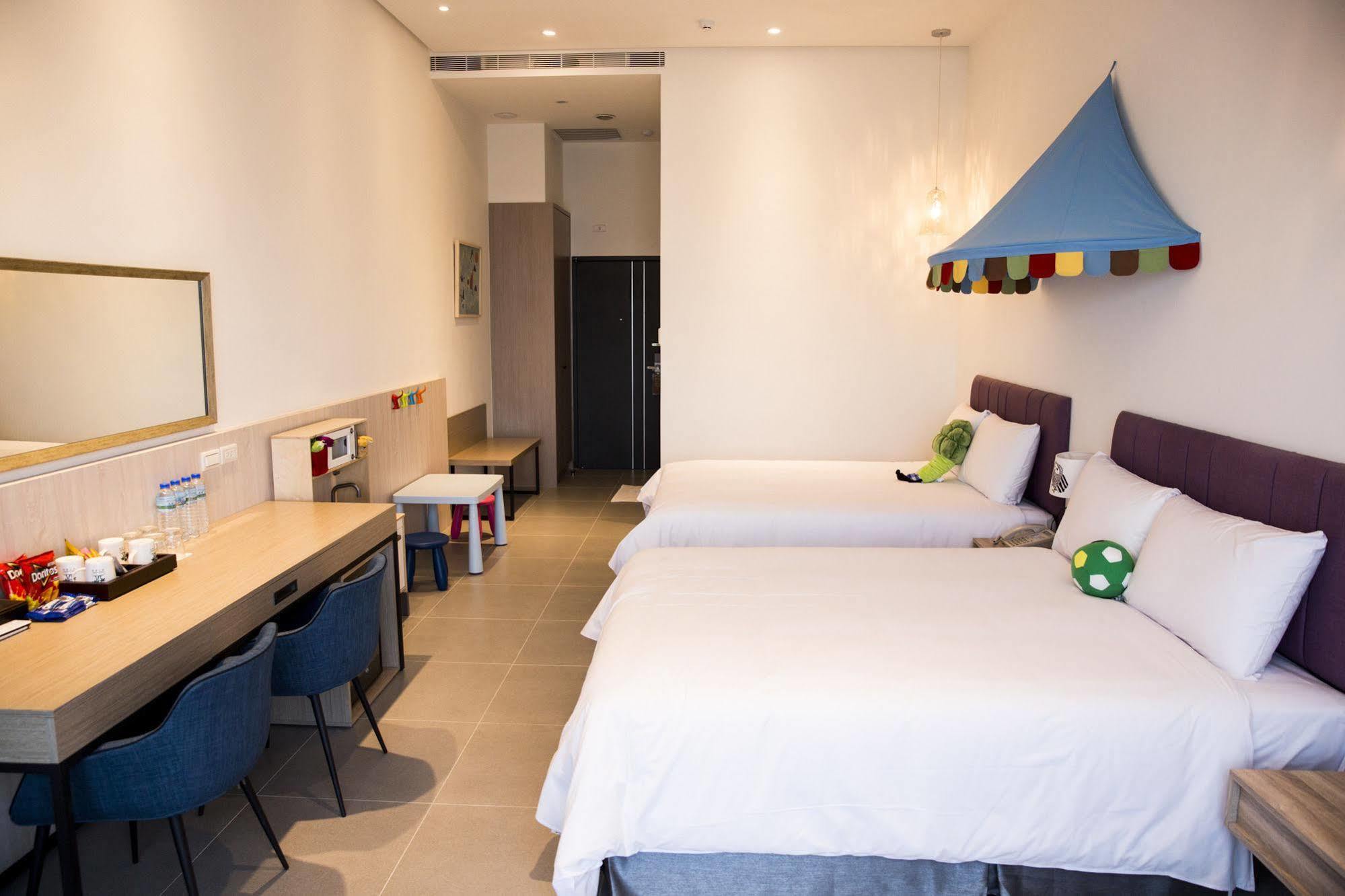 Hotel 墾丁椰林 海灘文旅 à Cape Eluanbi Extérieur photo