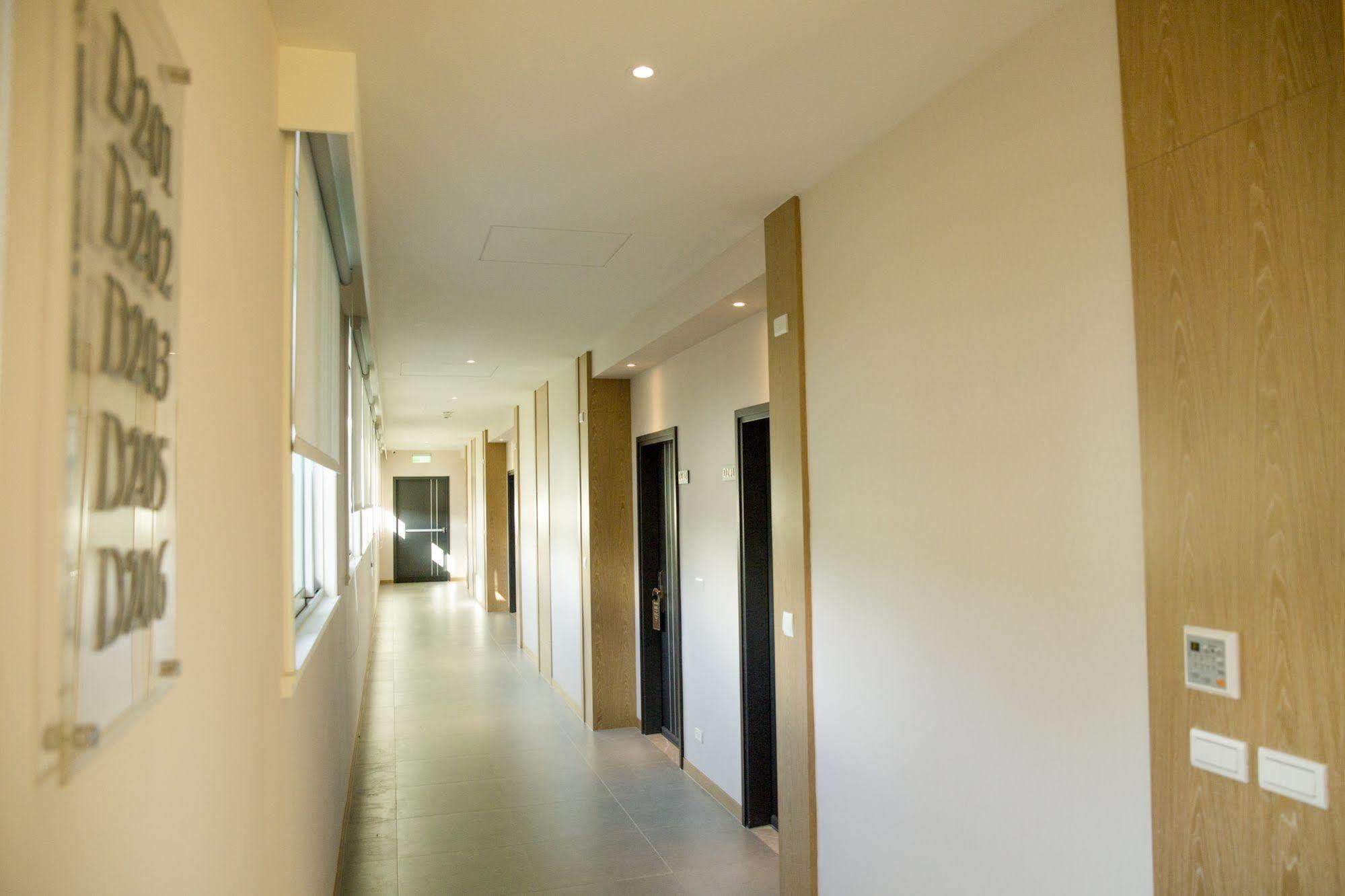 Hotel 墾丁椰林 海灘文旅 à Cape Eluanbi Extérieur photo